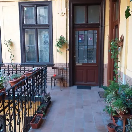 Sweet In The Center Of The City, - It's Only Yours With Two Bedrooms, 1 Price For 3 Apartamento *